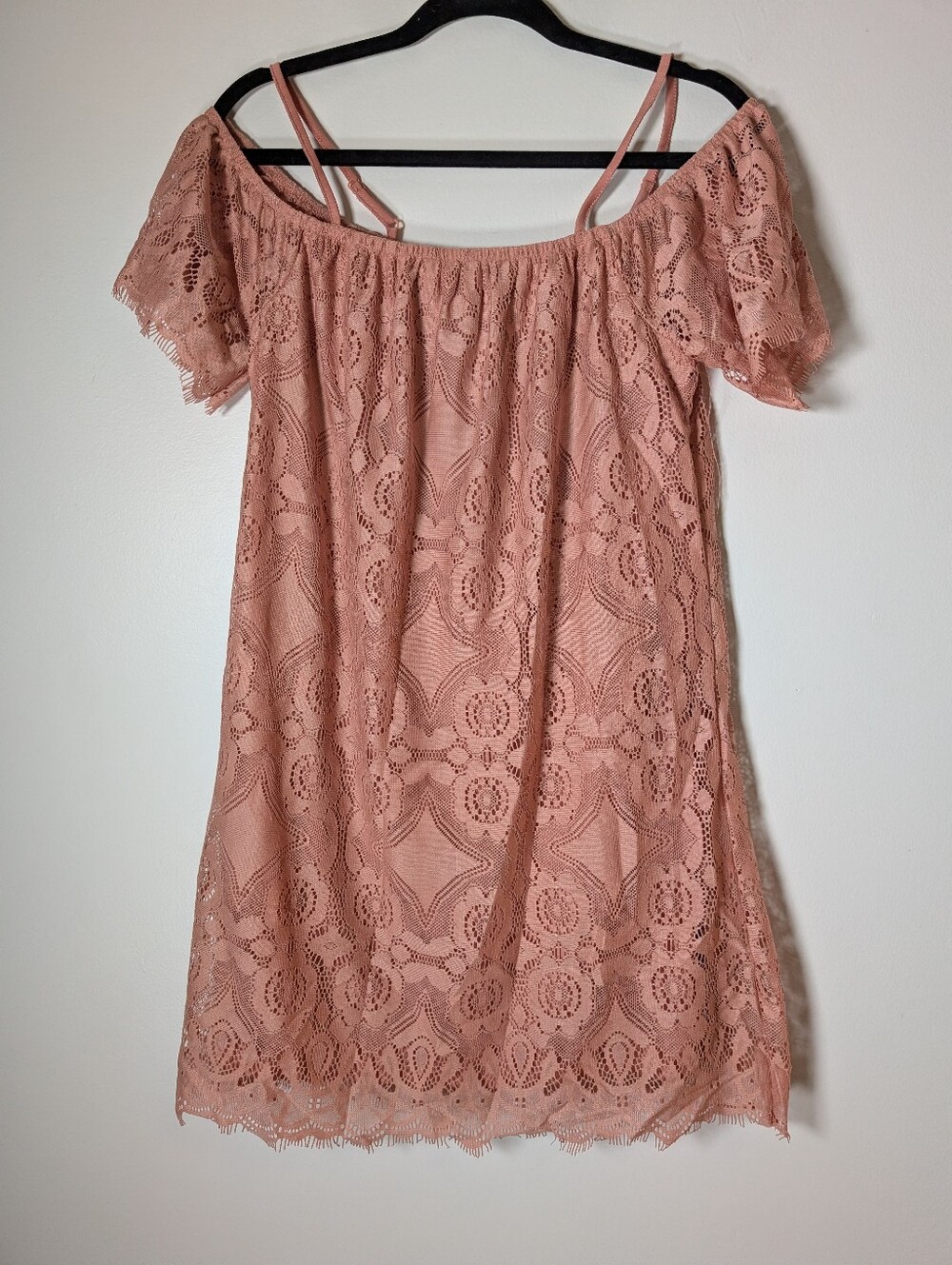 Ultra Flirt Rose Pink Lace Dress NWT Size M